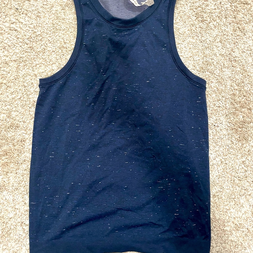 Lululemon Tank Top 4